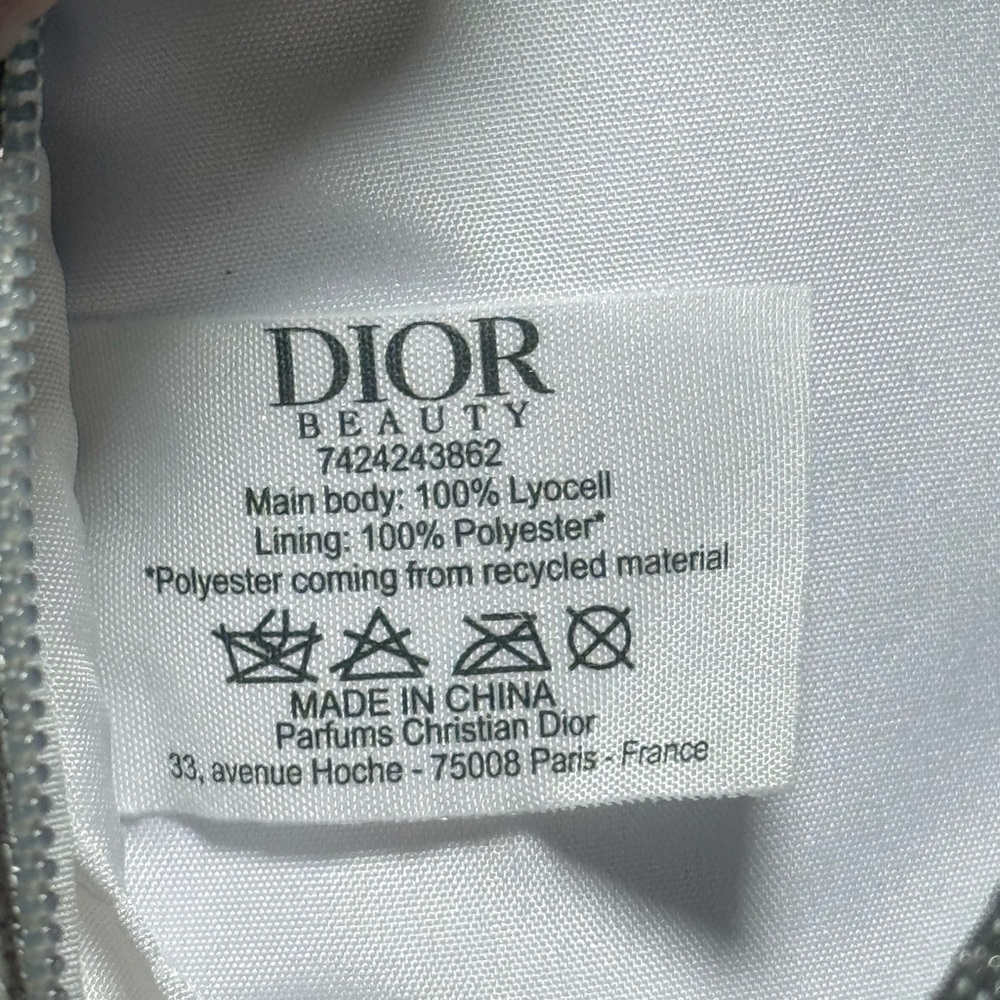 Dior off White Silver Crossbody Bag with Chain Strap - Picture 9 of 14